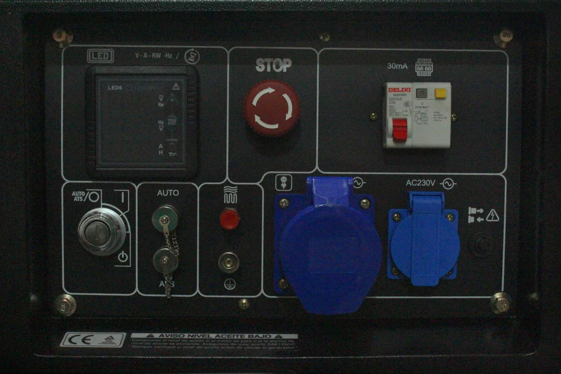 Generador Eléctrico 6,3 KW Hyundai Diésel 78DHY8600SE - Imagen 7